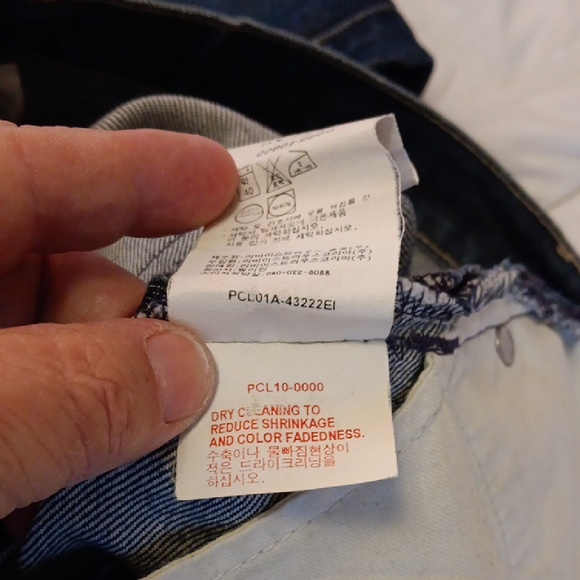 Levi's Engineered Twisted Y2k Rare not Released In USA Very Collectible Jeans - Picture 12 of 16
